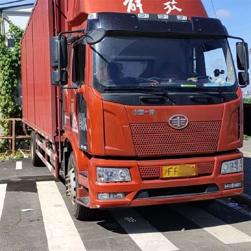建安区罗平县进仓物流：专线直达的多元货运之旅